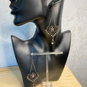 Vintage earrings gunmetal black chandelier heart shape shoulder dusters